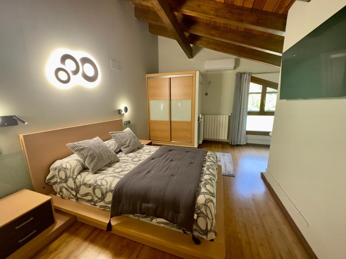 La Llardana Guest House Benasque Bagian luar foto